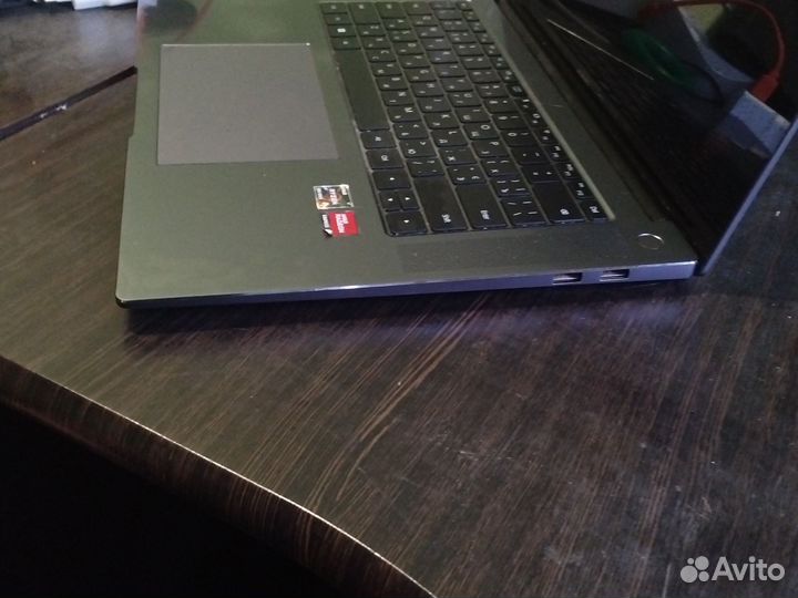 Huawei MateBook 16 crem-WFD9
