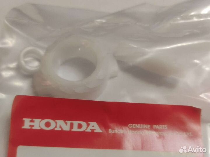 Шестерни привода спидометра Honda Dio af56 af62