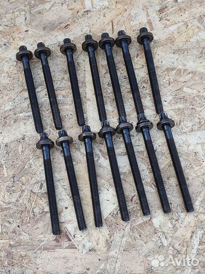 Болт гбц bmw м10х110