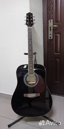 Гитара акустическая с чехлом