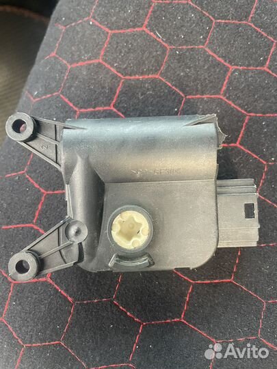 Сервопривод электропривод моторчик заслонки печки