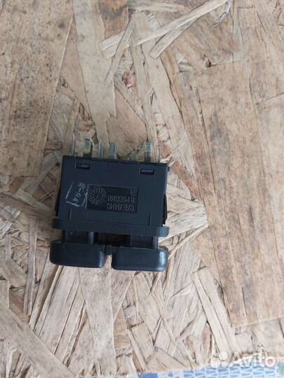 Кнопка габаритов