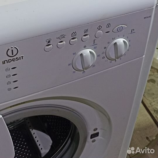 Стиральная машина indesit 5кг.Гарантия 6 мес