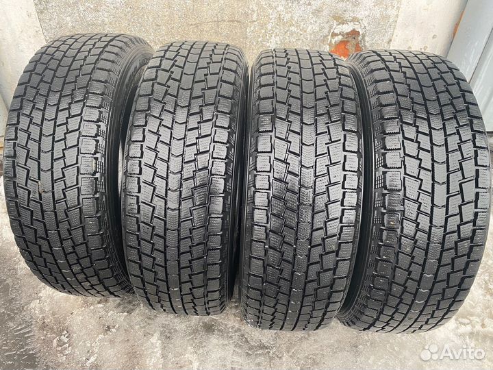 Hankook Dynapro I'Cept RW08 215/60 R17