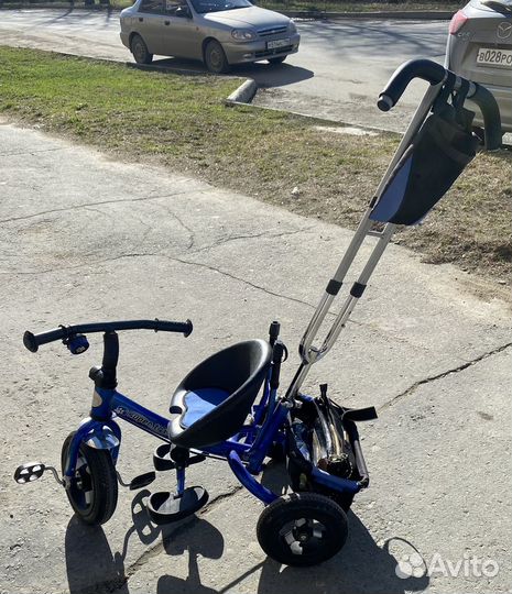 Трехколесный велосипед