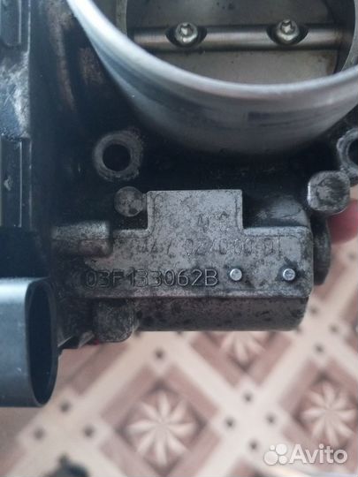 Дроссельная заслонка 03F133062B