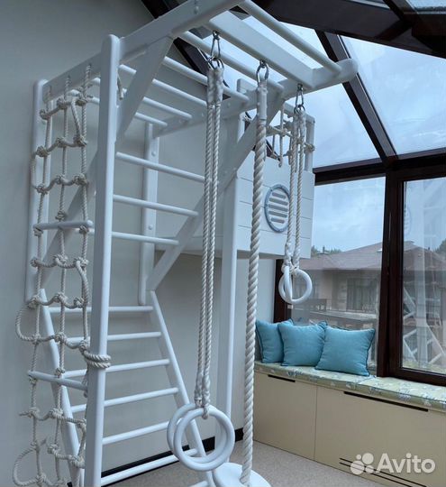 Детская шведская стенка