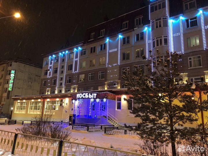 Постоянная, архитектурная подсветка зданий домов