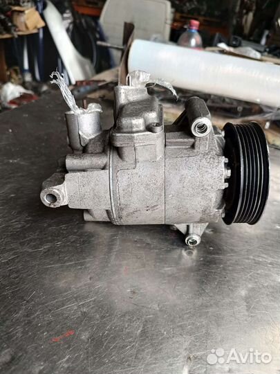 Компрессор кондиционера Фольксваген Пассат Б7