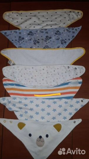 Слюнявчики фирменные