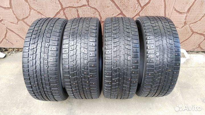 Dunlop SP Winter Ice 01 215/50 R17