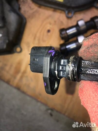 Датчик положения распредвала Nissan Pathfinder 51