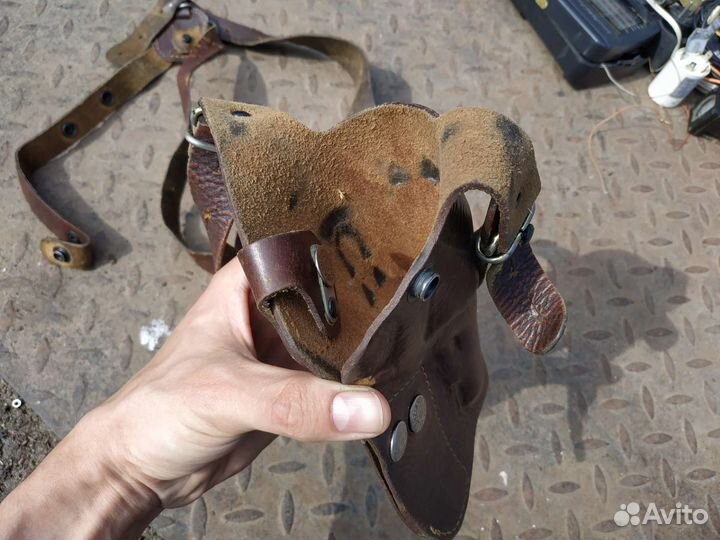 Кобура с разгрузкой кожаная