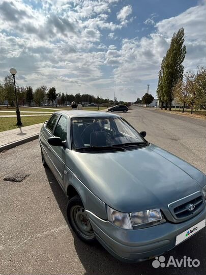 ВАЗ 2110 1.5 МТ, 2003, 200 000 км