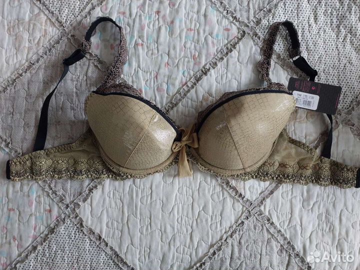 Бюстгальтер