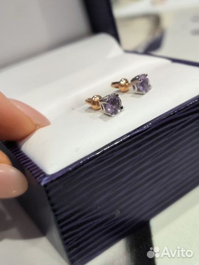 Золотые серьги пуссеты с аметистом 585