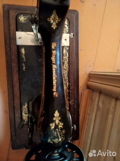 Швейная машина Singer