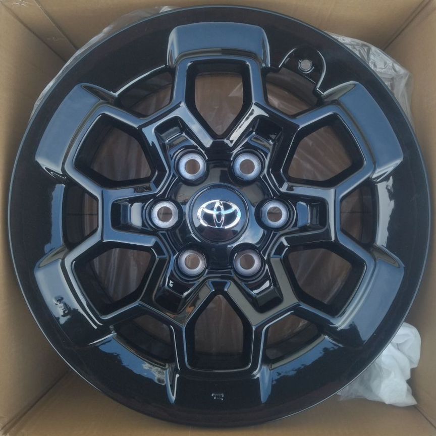 Литые диски Toyota 8×R17 6×139.7