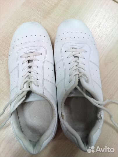 Кроссовки для спортивной аэробики 35 р. (22,5 см п