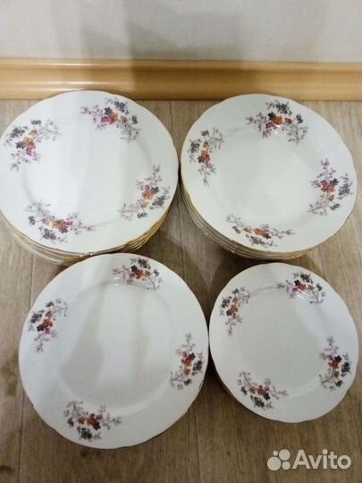 Сервиз-тарелки новые Япония