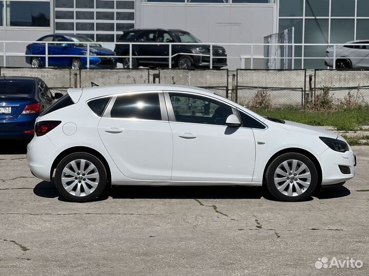 Opel Astra 1.4 AT, 2011, 68 000 км