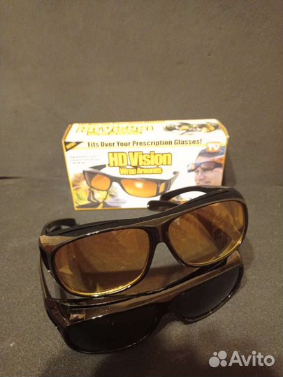 Очки солнцезащитные