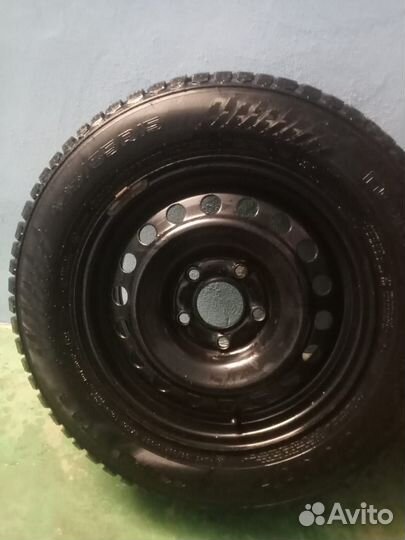 Nokian Tyres Hakkapeliitta 9 195/65 R15 95T