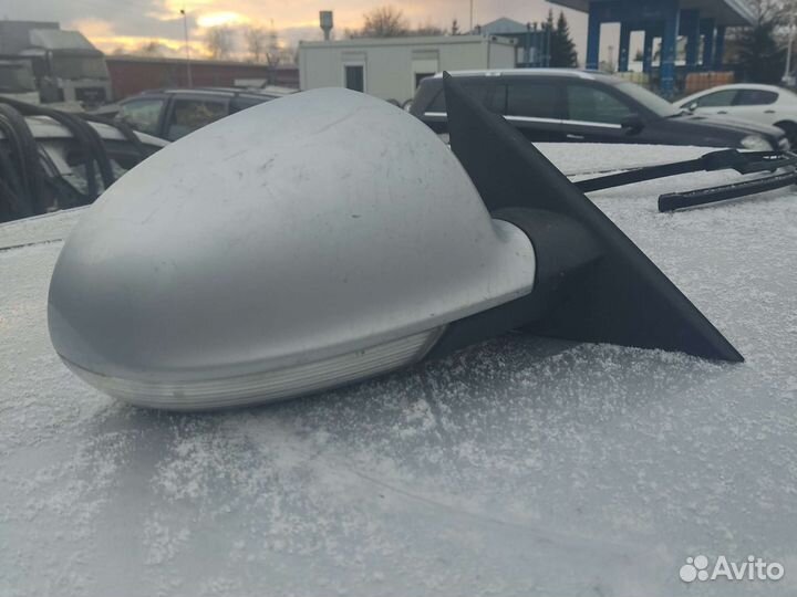Зеркало правое VW Passat B5+.Пассат В5+без стекла