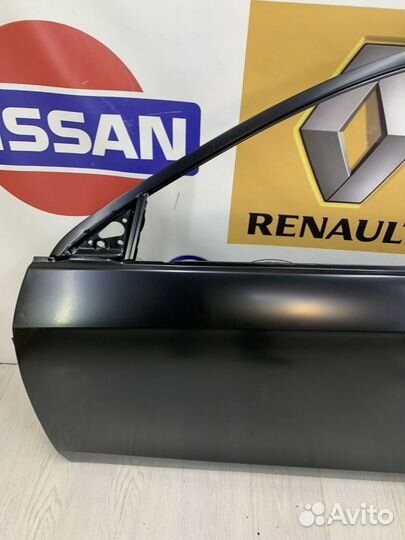 Дверь передняя Nissan almera G15 Лев