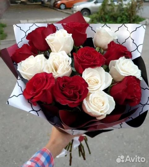Букет 15 красных роз Цветы