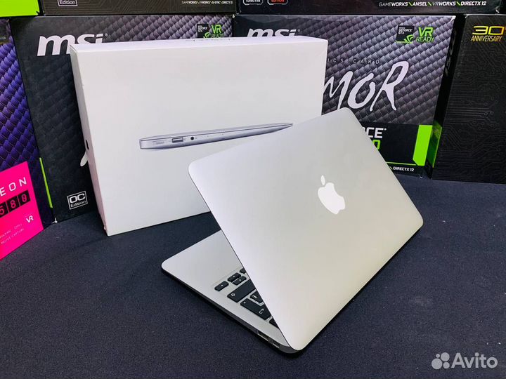 Apple Macbook air 11.6