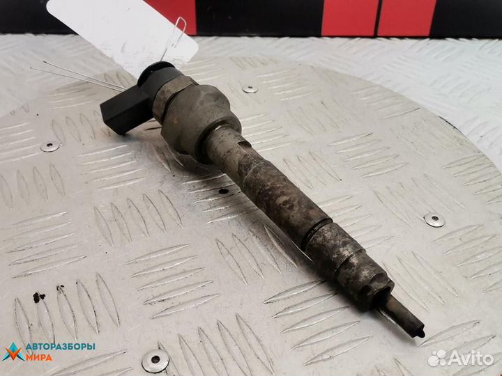 Форсунка BMW 1 E81/E82/E87/E88 2006 13537798446