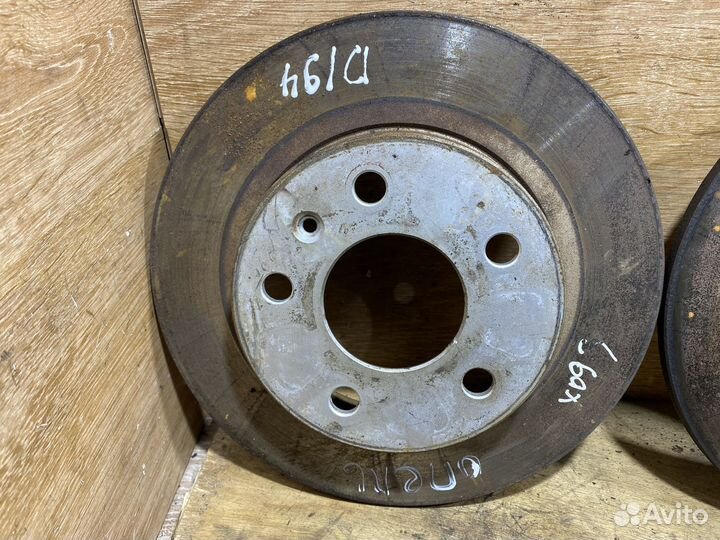 Комплект задних тормозных дисков Opel Zafira B 194