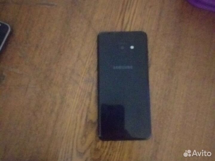 Телефон Samsung galaxy