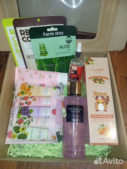 Подарочный набор с косметикой