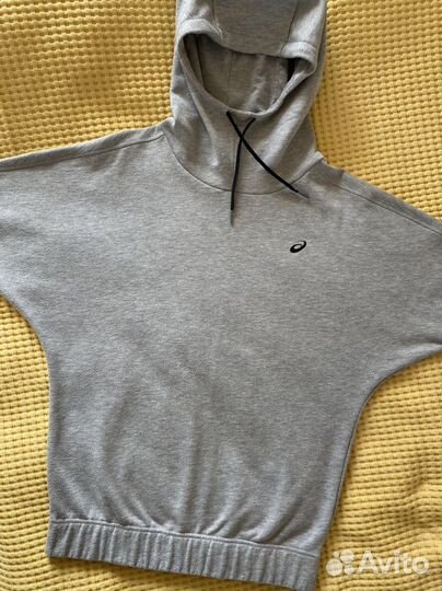 Толстовка asics для бега