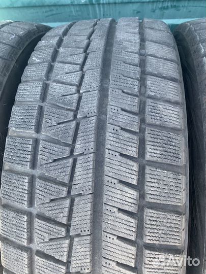 Bridgestone Blizzak Revo GZ 225/45 R18 91Q