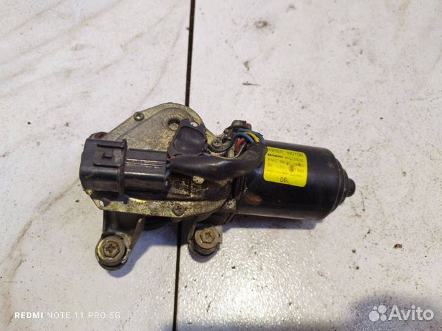 Моторчик трапеции дворников (стеклоочистителя)