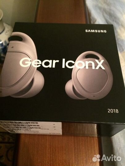 Беспроводные наушники samsung Gear IconX