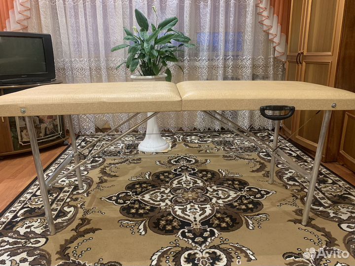 Кушетка косметологическая