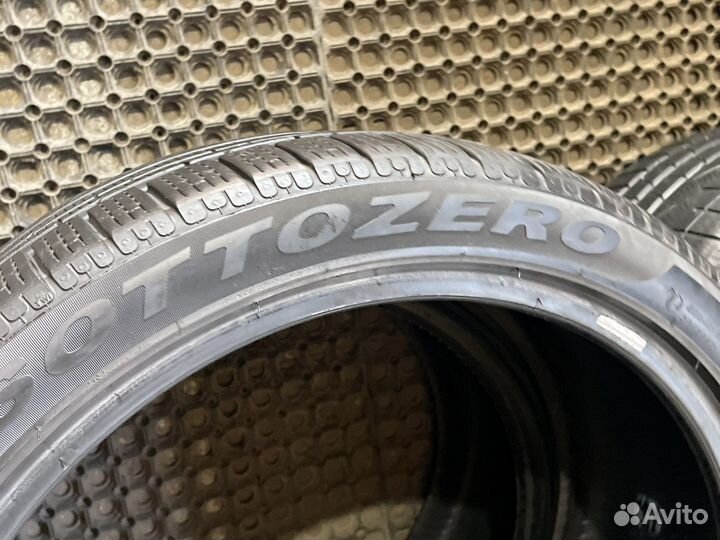 Pirelli Winter Sottozero 240 Serie II 245/40 R20 и 275/35 R20 102V