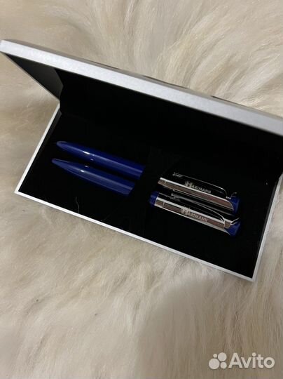 Ручка в футляре, 2шт в наличии. Ручка перо