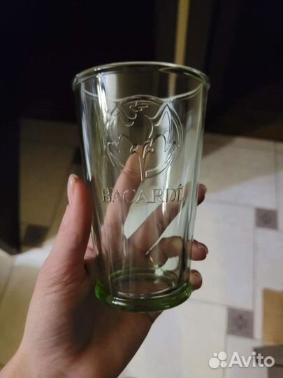 Стопки, рюмки, бокалы, стаканы