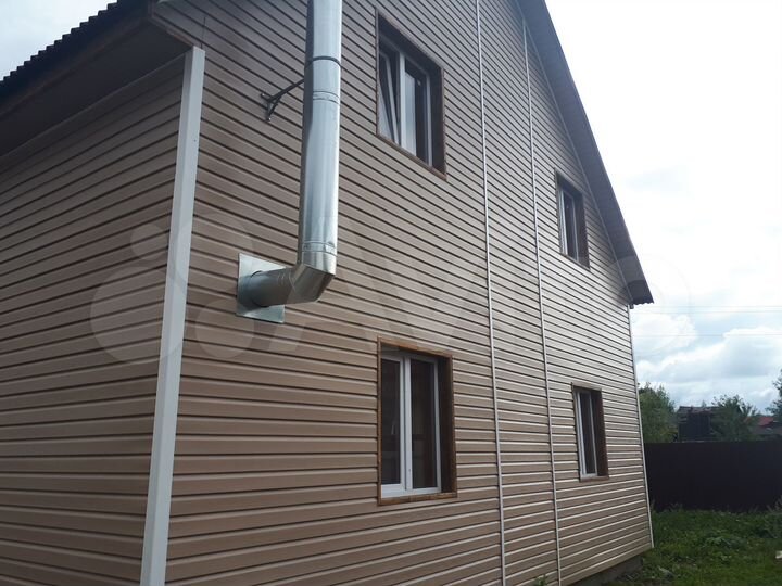 Коттедж 128 м² на участке 4,5 сот.