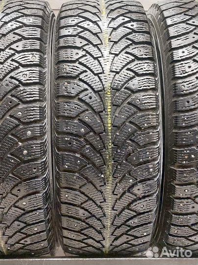Nokian Tyres Nordman 4 215/65 R16 102T