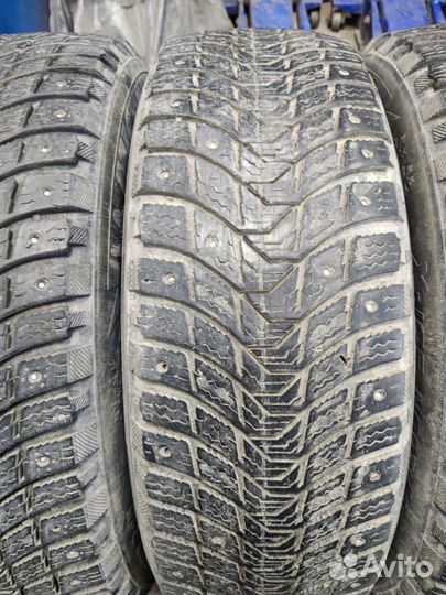 Michelin X-Ice North 3 185/65 R15 92T