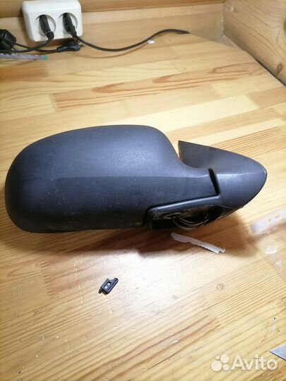 Правое зеркало Калина 1118