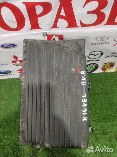 Корпус воздушного фильтра Opel Vectra X16XEL 2001