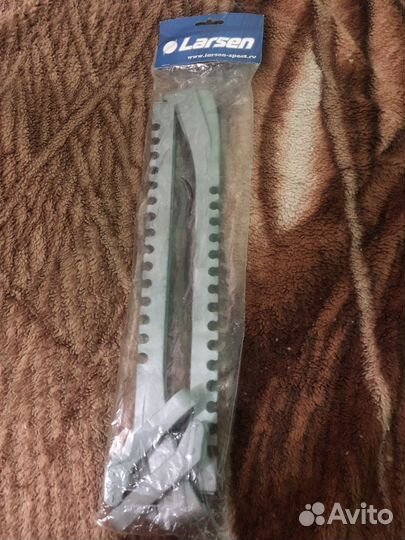 Чехлы для коньков