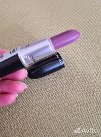 Губная помада Mac